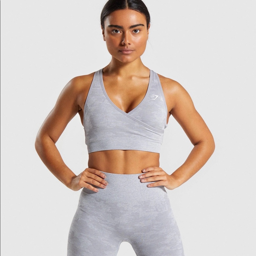 Gymshark adapt camo seamless bra light grey